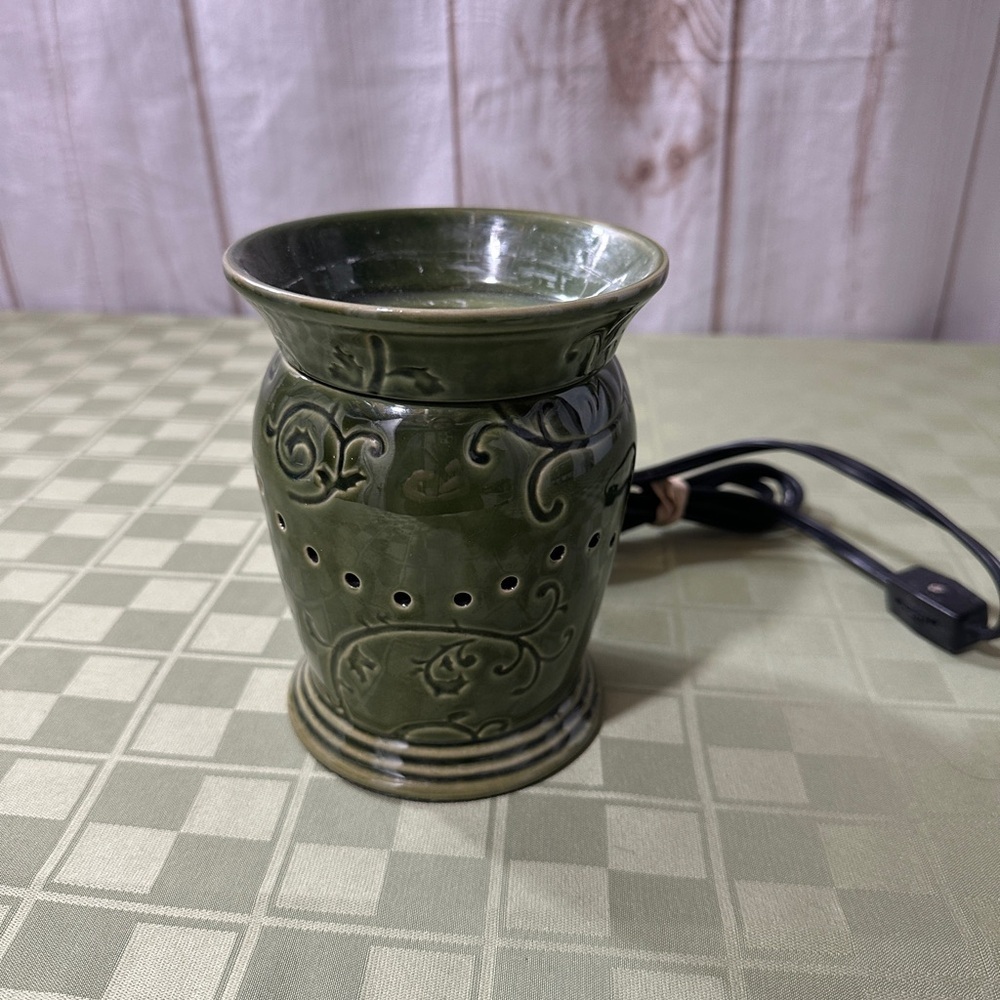 Scentsy Green Candle Holder Accents